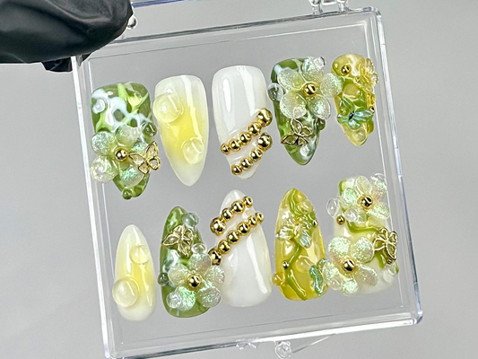 ナチュラル Aesthetic ネイルチップ|ウェディング Ready フラワー ネイルチップ|Glass Effect Botanica ネイルアート|3Dフラワー アーモンド ネイル|HB770YC