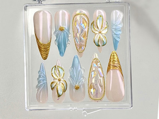 上品 ゴールド Swirl ネイルチップ｜パールescent Accents ネイルチップ｜上品 Bridal ネイルアート｜洗練された ゴールド Designs ネイルチップ｜HC613YC