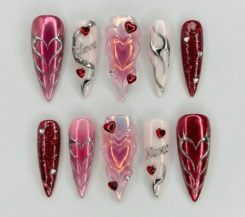 レッド ピンク ハート ネイルチップ｜バレンタイン Nail Wraps｜Y2K ハート ネイルアート｜ハンドメイド Statement ネイルチップ｜バレンタイン ネイル｜HC997GC