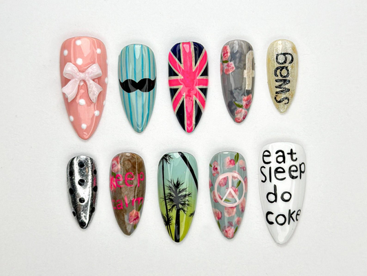 Grunge Aesthetic ネイルチップ｜Retro British Pop ネイル｜Peace Sign & Graffiti Art｜Statement Aesthetic Nail｜Cool Girl Style｜JB892HK