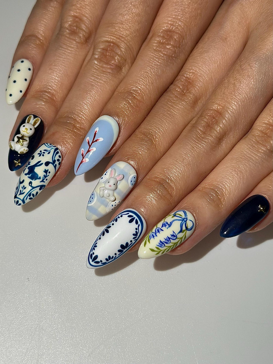 Easter バニー ブルー ネイルチップ｜3D ラビット ネイルアート｜Delft ブルー フラワー ネイル｜かわいい 春 Easter ネイルセット｜ハンドメイド ネイルチップ｜HB1300HC