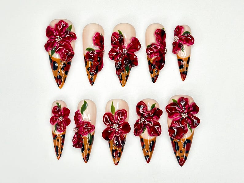 Tropical Orchid 秋 ネイルチップ｜ハンドメイド フラワー ネイルアート｜上品 フラワー ネイルチップ｜上品 Orchid Nail｜Leopard Print ネイル｜JB179HC