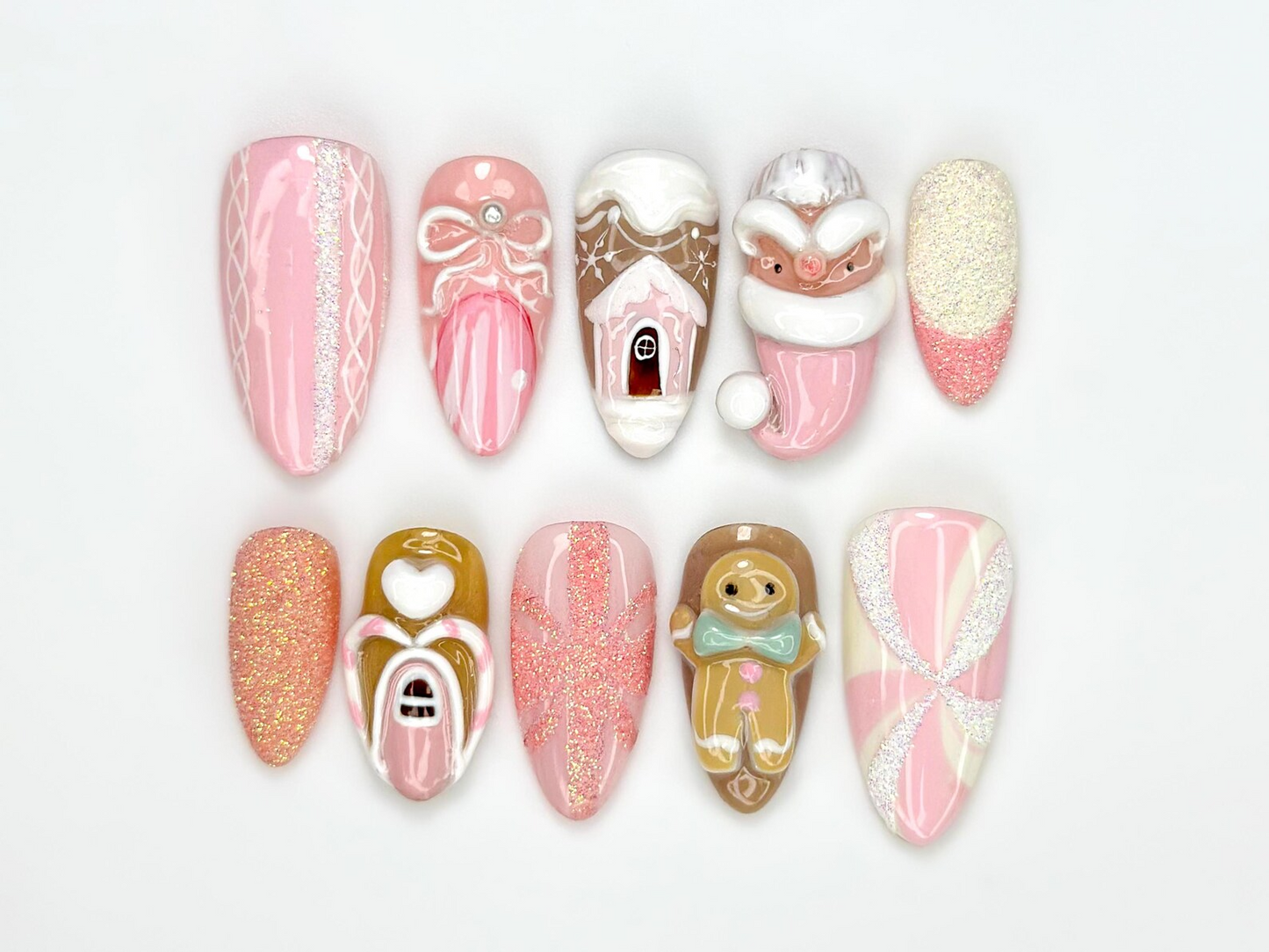 ピンク Gingerbread クリスマス ネイルチップ｜Festive ホリデー ネイルアート｜3D Santa & Candy Cane ネイルセット｜ハンドメイド ピンク 冬 ネイル｜JB225EG