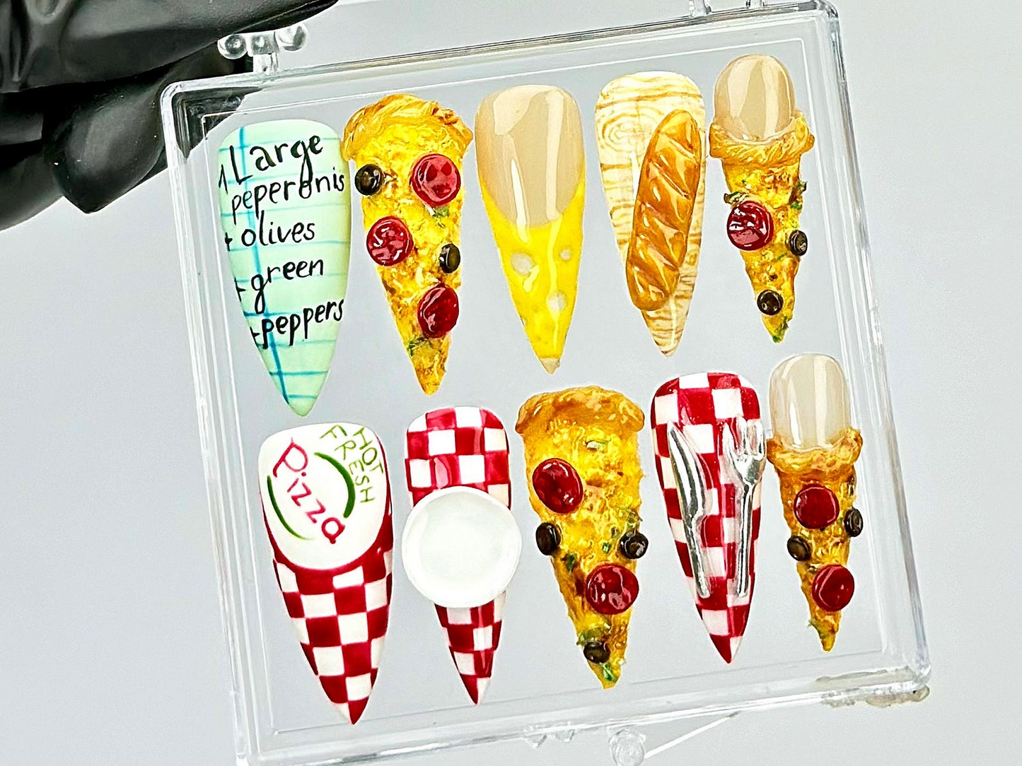 Pepperoni Pizza ネイル By Reaispace｜3D Food ネイルチップ｜3D Novelty ネイルアート｜Gift for Pizza Lovers ネイルチップ｜3D Pizza ネイル｜HB818Y