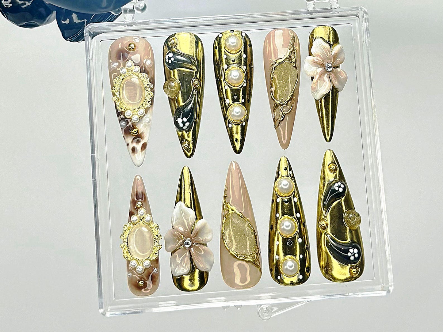ゴールド パール ネイルチップ｜Baroque フラワー ネイルチップ｜Vintage Cameo ネイルアート｜フラワー パール ネイル｜ロマンティック ヌーディー ネイルチップ｜HB922YK