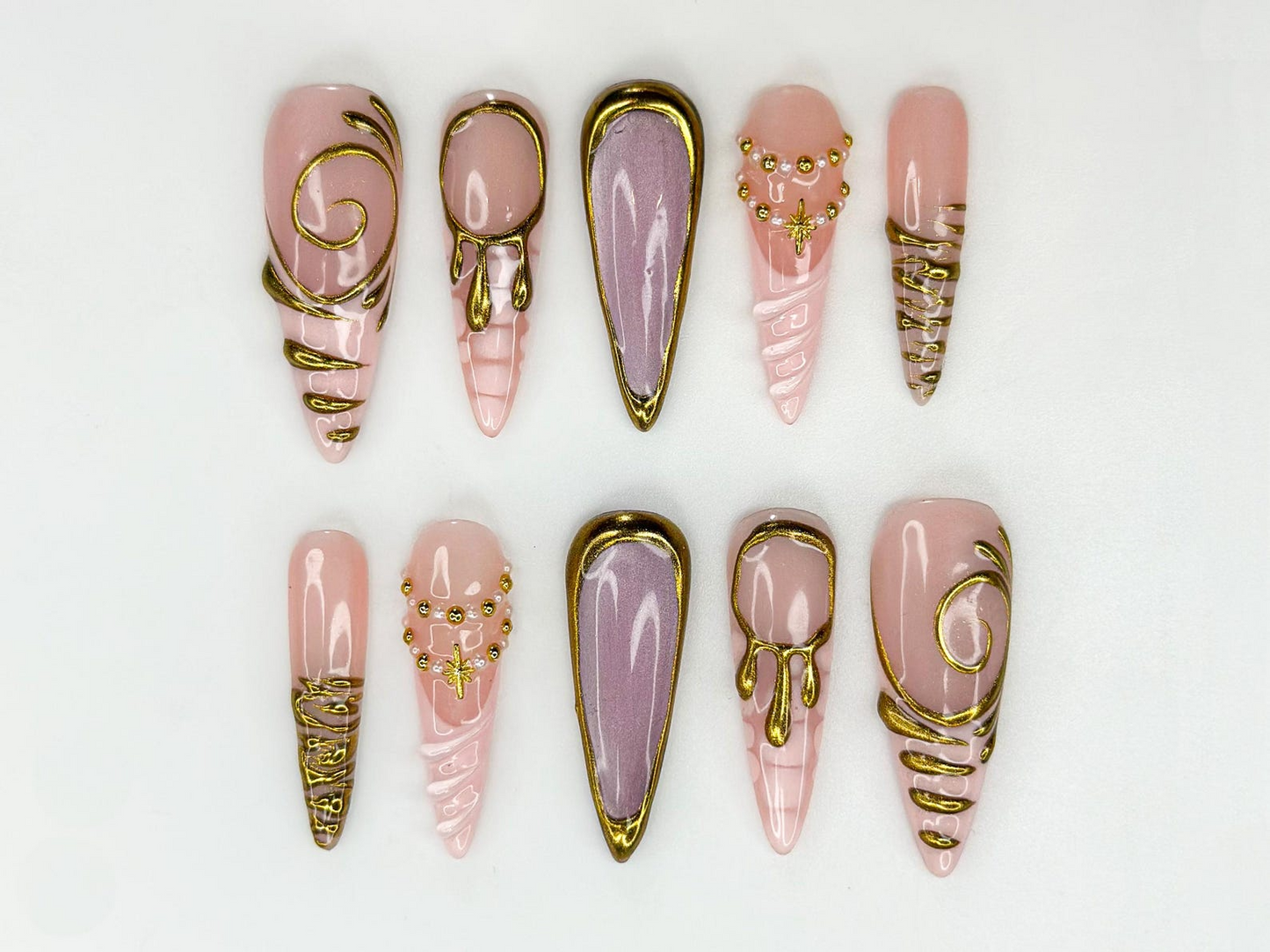 ヌーディー ピンク ゴールド ネイルチップ｜上品 Molten Metal ネイルアート｜上品 ロング スティレット ネイルチップ｜Baroque Couture Nail Design｜HC1246HC