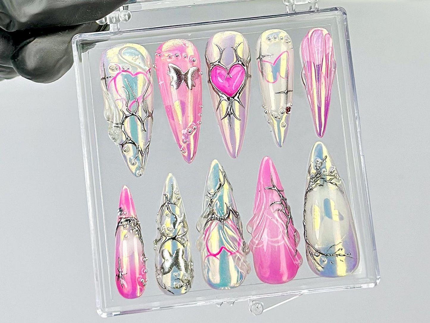 クローム ピンク ハート ネイルチップ By Reaispace｜Y2K シルバー Mirror Design ネイルチップ｜Iridescent バタフライ ネイルアート｜ガーリー ネイル｜HC817Y
