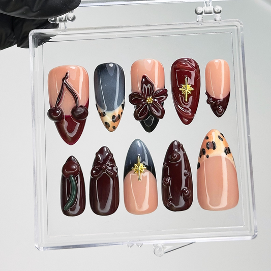 桜 Burgundy ネイルチップ｜3D チェリー ネイルチップ｜Dark レッド Leopard ネイルアート｜Leopard Print ネイルチップ｜上品 ネイル｜HC708YK