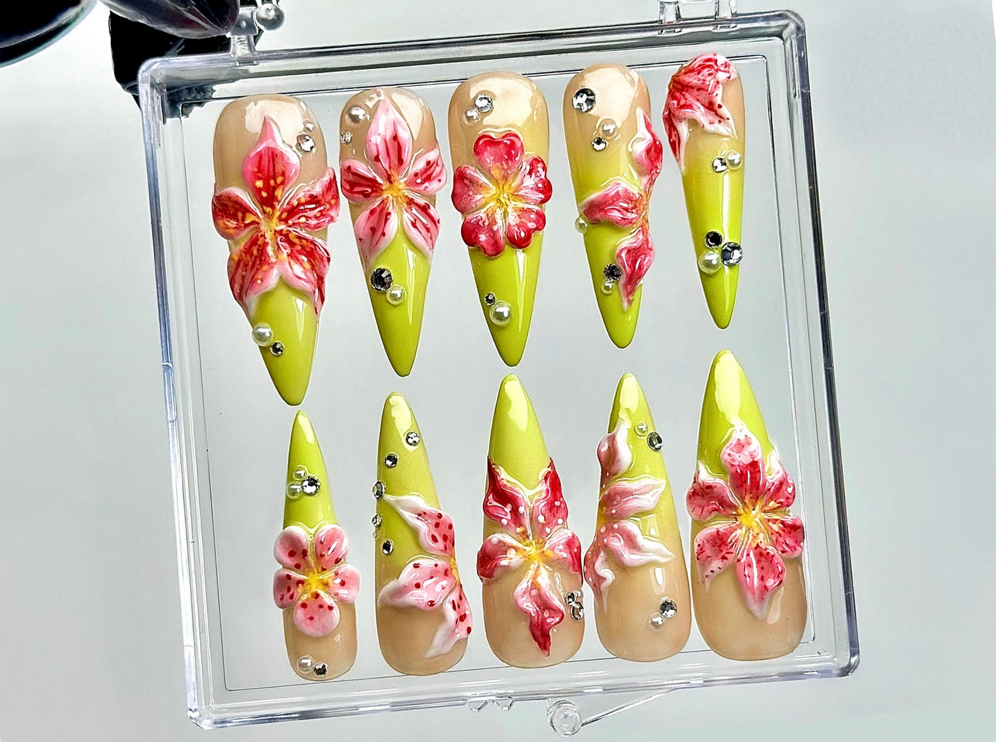 Lime Blossom Fantasy ネイルチップ｜3D Tropical フラワー ネイルアート｜Neon グリーン & ピンク オンブレ ネイル｜夏 Bloom スティレット ネイルチップ｜HB1019EK