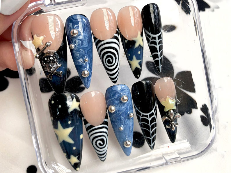 Galaxy・風 ネイルチップ with Abstract Twists｜スターry Night Dreams ネイル Set: ユニーク Mirror Finish ネイルチップ｜Gift for her｜HB01