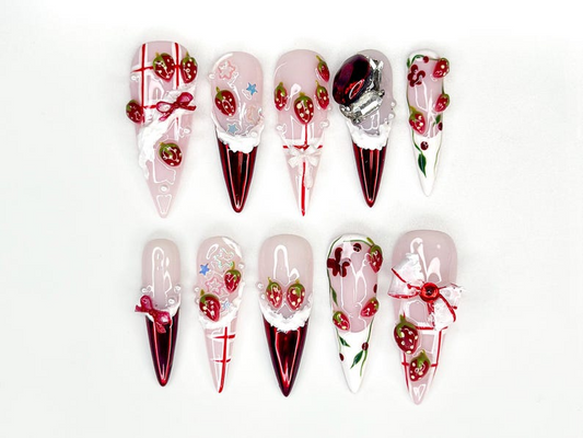 いちご ネイルチップ For クリスマス｜3D いちご & Whipped クリーム ネイルアート｜かわいい Festive ネイルチップ｜Sweet 冬 Nail Design｜JC226HC