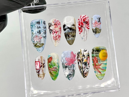 和風・風 鯉 アーモンド ネイル｜Asian・風 Scenic ネイルチップ｜穏やかな Waters ネイルアート｜Lotus and Bamboo ネイルチップ｜HB716YC
