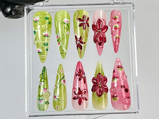 睡蓮 & Lotus ネイルチップ｜ナチュラル・風 ネイルチップ｜Glossy Botanical ネイルアート｜アーティスティック フラワー ネイルチップ｜上品 ネイル｜HB785YC