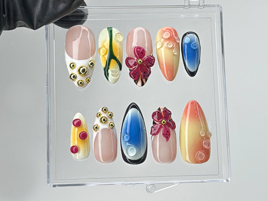 洗練された 夏 ネイルチップ｜Bright グラデーション & フラワー On ネイルチップ｜上品 ゴールド Studs Nail Charms｜3Dフラワー ネイルアート｜HB461TL