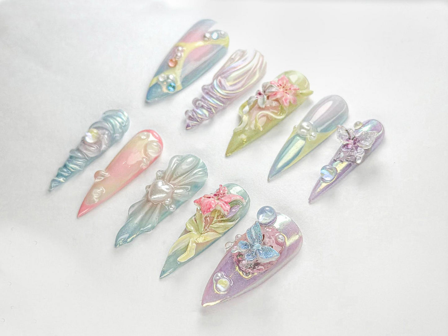 Fairycore パステル ネイルチップ｜パステル ナチュラル・風 Nail｜ドリーミー Iridescent Design｜バタフライ 3D ネイルアート｜ナチュラル・風｜JB730HK