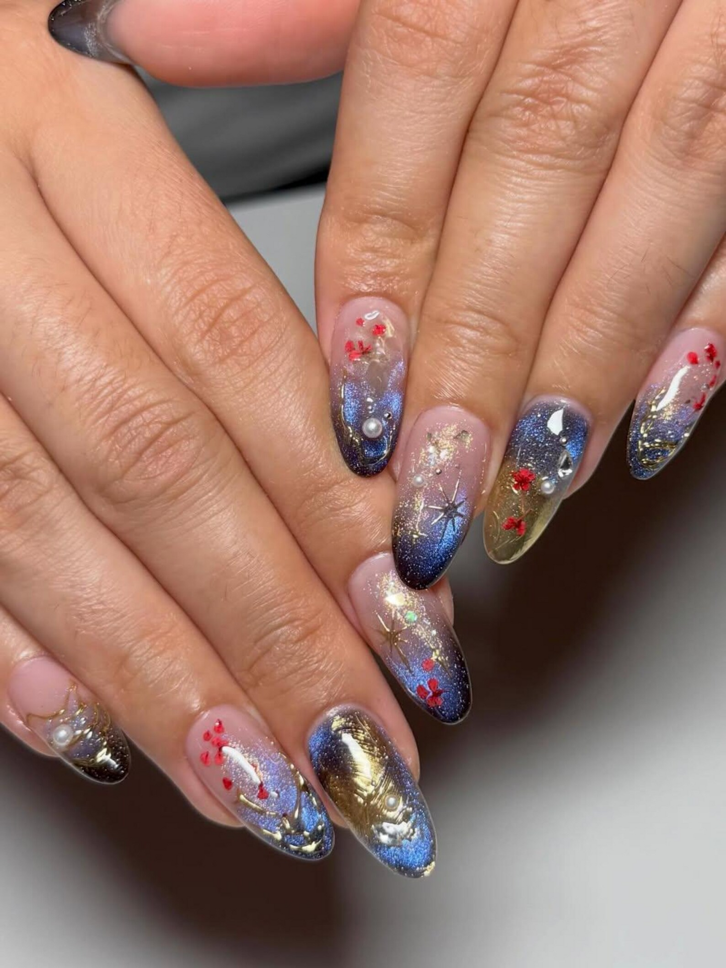 上品 Navy ゴールド ネイルチップ, Mystic Galaxy フラワー ネイル, Reusable スティレット Nail with ゴールド Filigree and Shimmering 夜空 Art, JB307HC