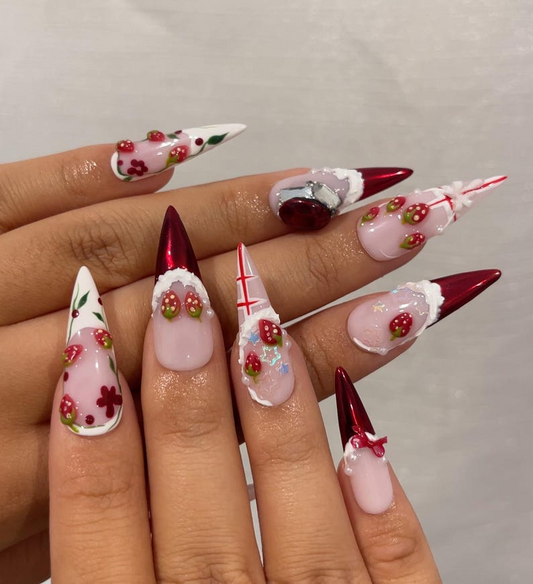 いちご ネイルチップ For クリスマス｜3D いちご & Whipped クリーム ネイルアート｜かわいい Festive ネイルチップ｜Sweet 冬 Nail Design｜JC226HC
