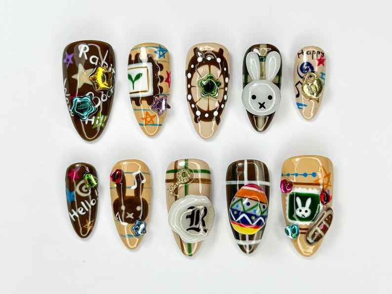 Easter Egg & バニー ネイルアート｜Cozy ブラウン バニー ネイルセット｜ハンドメイド バニー ネイルアート｜Fun Easter・Themed ネイル｜かわいい Nail Design｜JB702H
