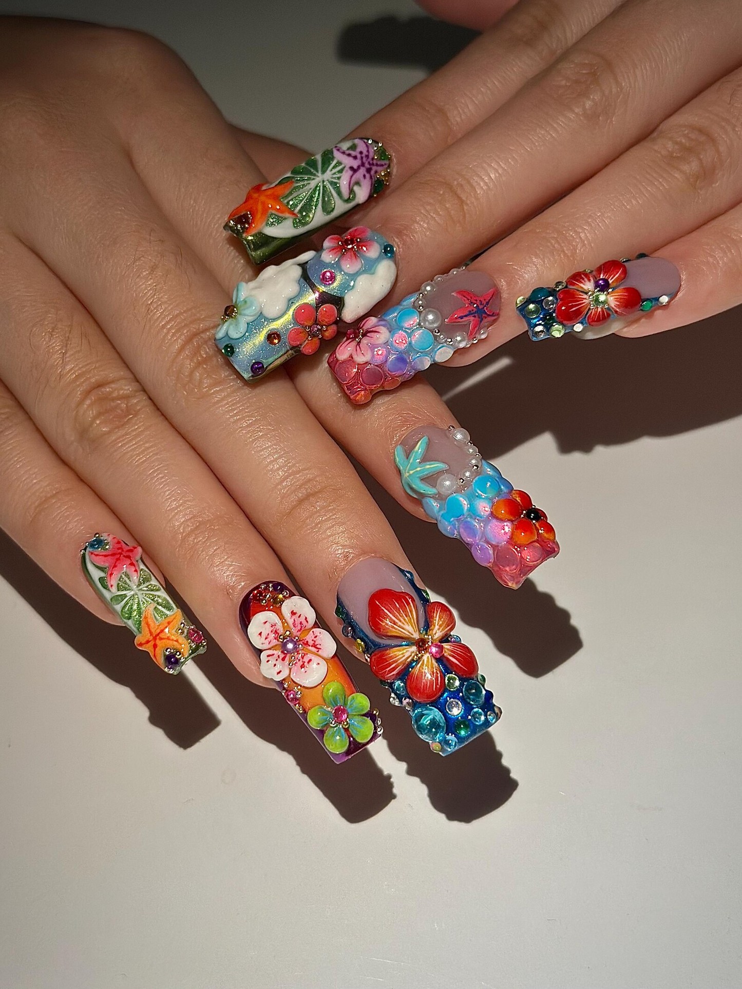 Midnight Sun ネイルチップ for Festival｜Colorful 3D フラワー ネイル｜Festival Nail｜Tropical 夏 上品 ネイル｜アーティスティック ネイル｜JA300HC