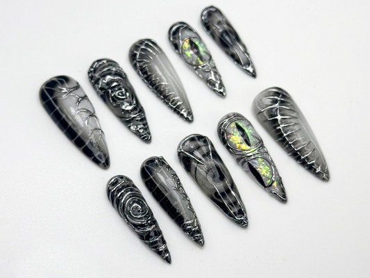 Dragon ゴシック ネイルチップ｜ブラック 3D ネイルアート｜Dark Mystic Scale ネイル｜ハンドメイド Dragon Claw ネイルチップ｜ユニーク Fantasy ネイル｜JB801HC