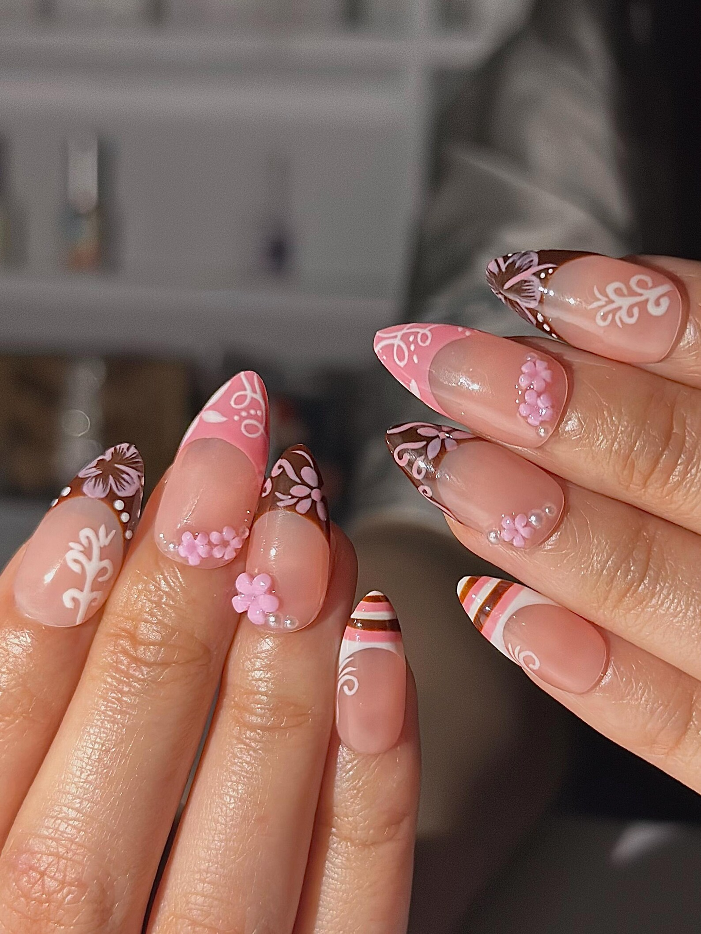 ピンク ブラウン フラワー ネイルチップ｜かわいい ピンク ネイルアート｜Sweet Dessert 風 ネイル｜3D フラワー ネイルセット｜ハンドメイド ネイルチップ｜HC1298HK