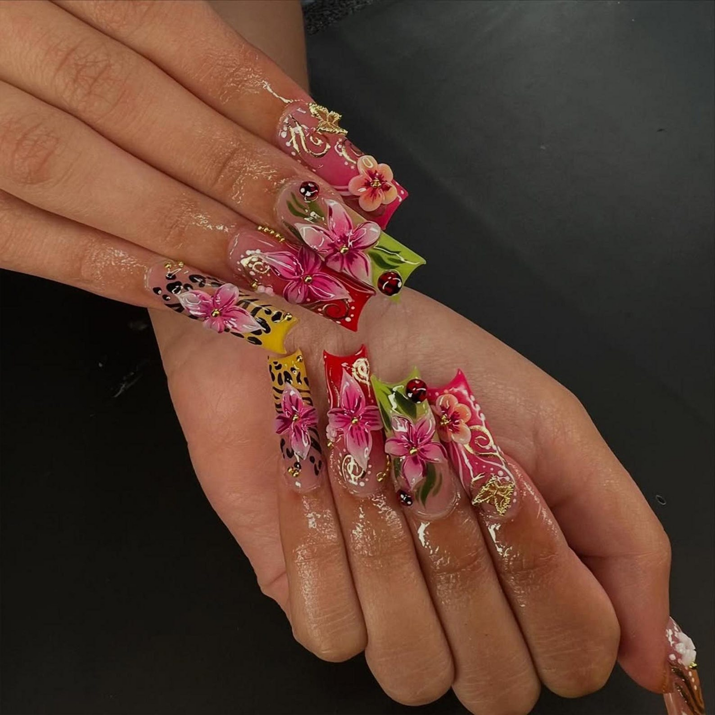 Tropical フラワー ネイルチップ｜3D Tropical フラワー ネイルアート｜鮮やか てんとう虫 Design ネイルチップ｜華やか Tropical Kawaii ネイル｜JB893HC