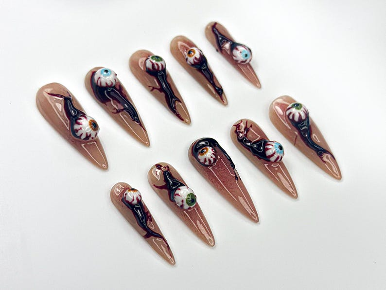 Haunted Eyes ネイルチップ｜Creepy 3D Eyeball ネイルアート｜Horror・風 スティレット ネイル｜ハンドメイド Spooky ハロウィン Set｜HB1066EK