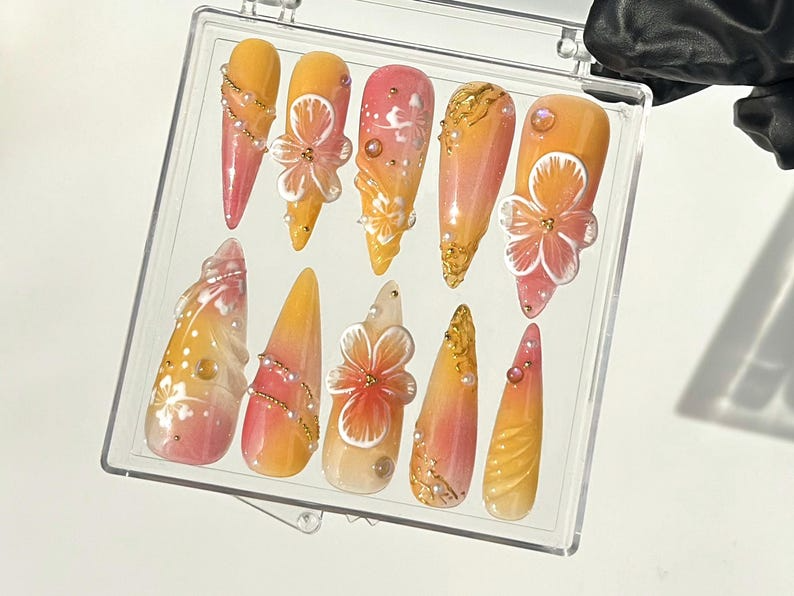 上品 フラワー 手描き ネイルチップ｜Tropical フラワー ネイルチップ｜フラワー Fantasy ネイルアート｜Boho 洗練された Style ネイルチップ｜HB637YC