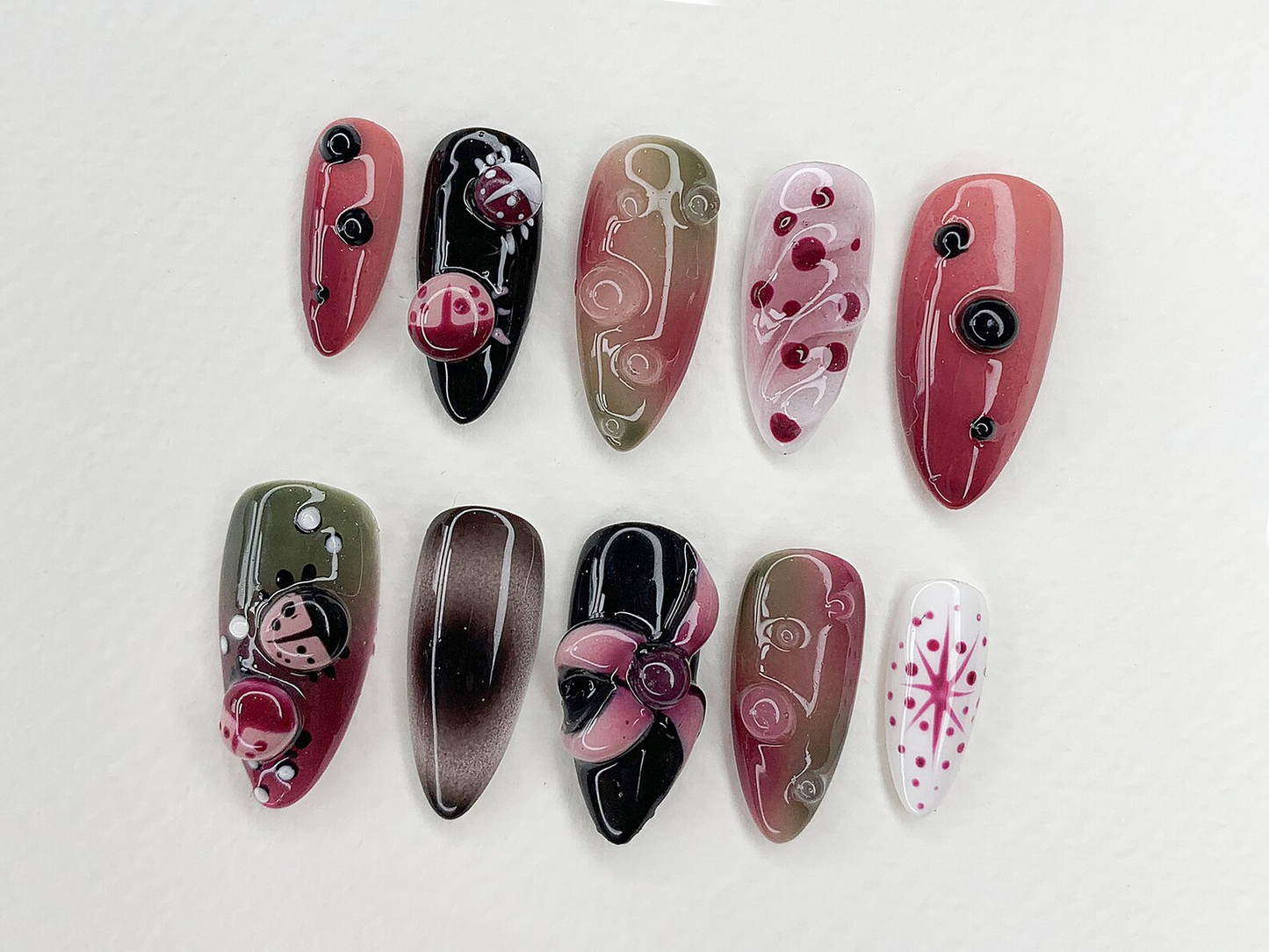 3D Insect Garden ネイルチップ｜カスタム Jelly フラワー ハンドメイド てんとう虫 ネイルチップ｜Acrylic Gel ネイルアート｜手描き ネイルチップ｜JC427AG