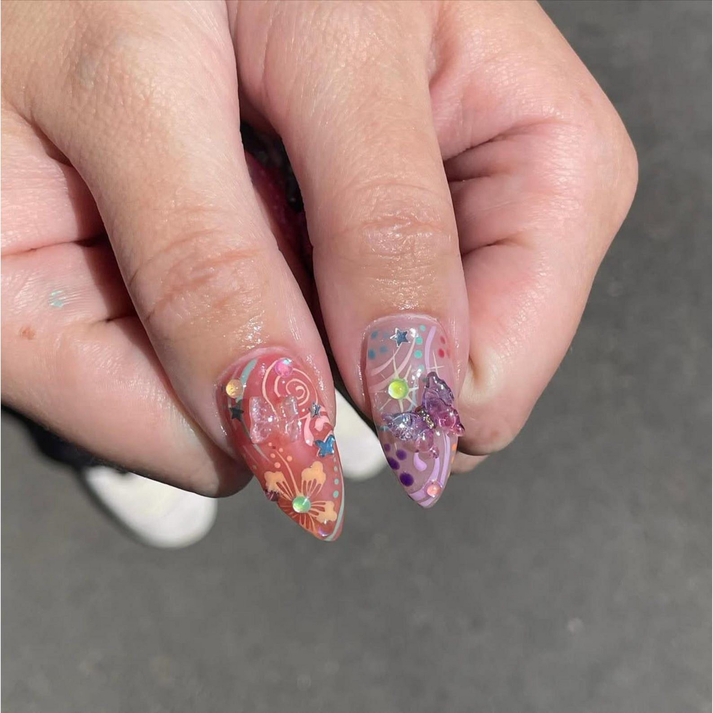 Kawaii バニー ネイルチップ｜3D かわいい ラビット & スター ネイル｜Rainリボン パステル Swirl ネイルアート｜ハンドメイド Kawaii Nail｜Fun ハンドメイド Nail｜JB982HC