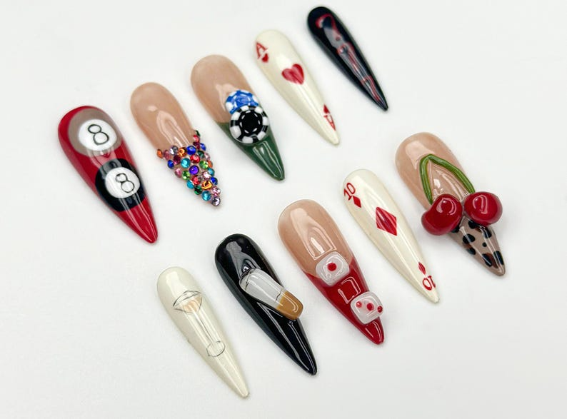Casino Game Theme ネイルチップ｜3D Poker Dice & Martini ネイル｜Vegas Party ネイルチップ｜華やか ハンドメイド Nail｜Vegas Nightlife Nail｜JB960H