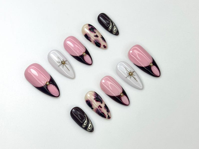 ピンク Noir スター ネイルチップ｜洗練された フレンチチップ ネイルアート｜Leopard Accent ネイル｜上品 ハンドメイド ネイルセット｜JC1120BC