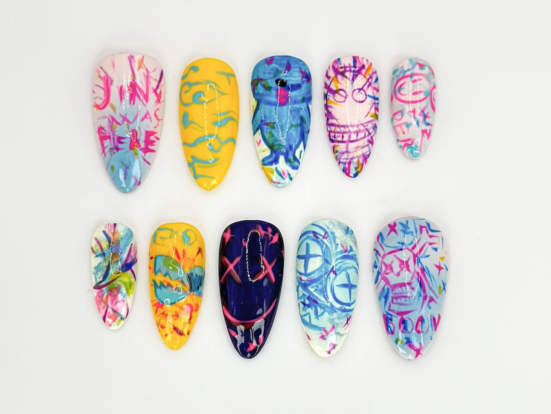 Jinx・風 ネイルチップ｜League of Legends Jinx ネイルアート｜Colorful Jinx Theme Nail Design｜Limited Edition for Gamers & Fans｜JB636HC