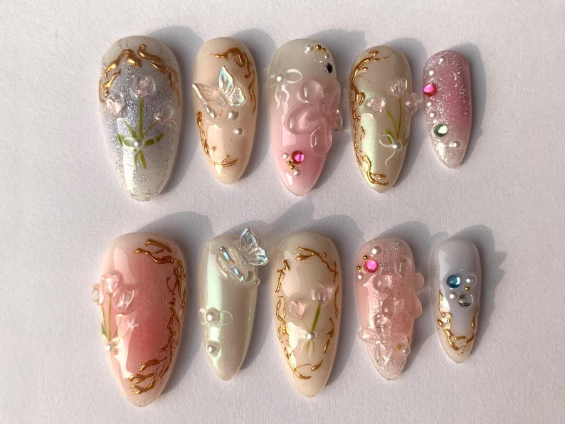 Combo ナチュラル パステル ネイルチップ｜ハンドメイド やさしい印象の ネイルアート｜上品 春 Designs｜Bestseller ネイル｜ガーリー パステル Collection｜JB999H