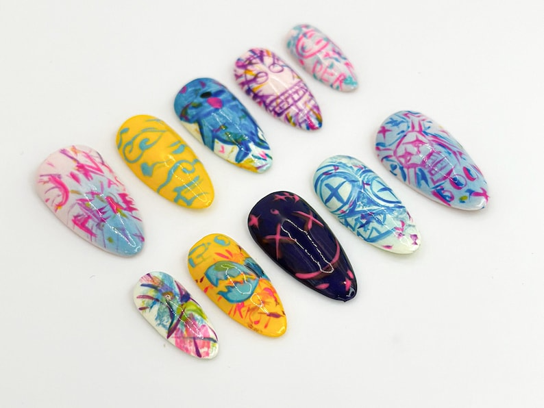 Jinx・風 ネイルチップ｜League of Legends Jinx ネイルアート｜Colorful Jinx Theme Nail Design｜Limited Edition for Gamers & Fans｜JB636HC