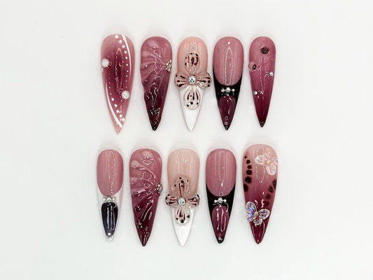 Burgundy フラワー 3D ネイルチップ｜フラワー Design with ラインストーン｜フラワー Accents And パール Details｜Stylish & Trendy Nail Design｜JB660H