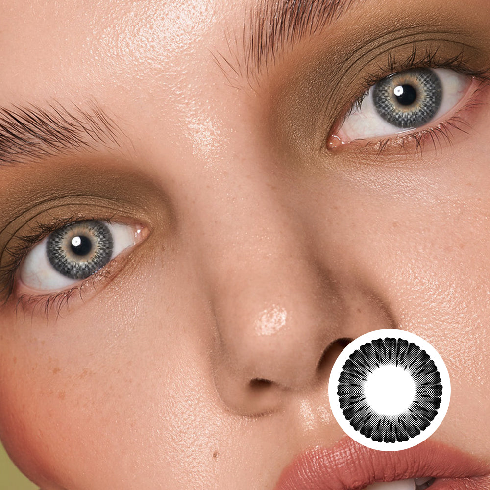 Big Lori Black | Moxielens Midnight Edge Colored Contacts