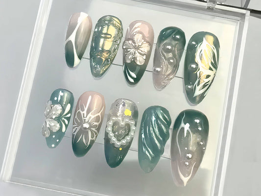 Deliキャットe Blooms ネイルチップ｜ハート・shaped パール Charms On ネイルチップ｜グリーン Leaf ネイルチップ｜ネイルアート｜Gift for her｜HD193T