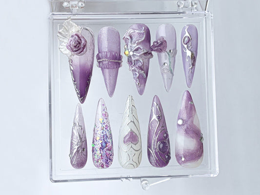 フリースタイル アーモンド ネイルチップ｜Rosy パープル ネイルチップ｜ハート patterns ネイルアート｜フラワー Violet On ネイルチップ｜Nail charms｜HD345TC