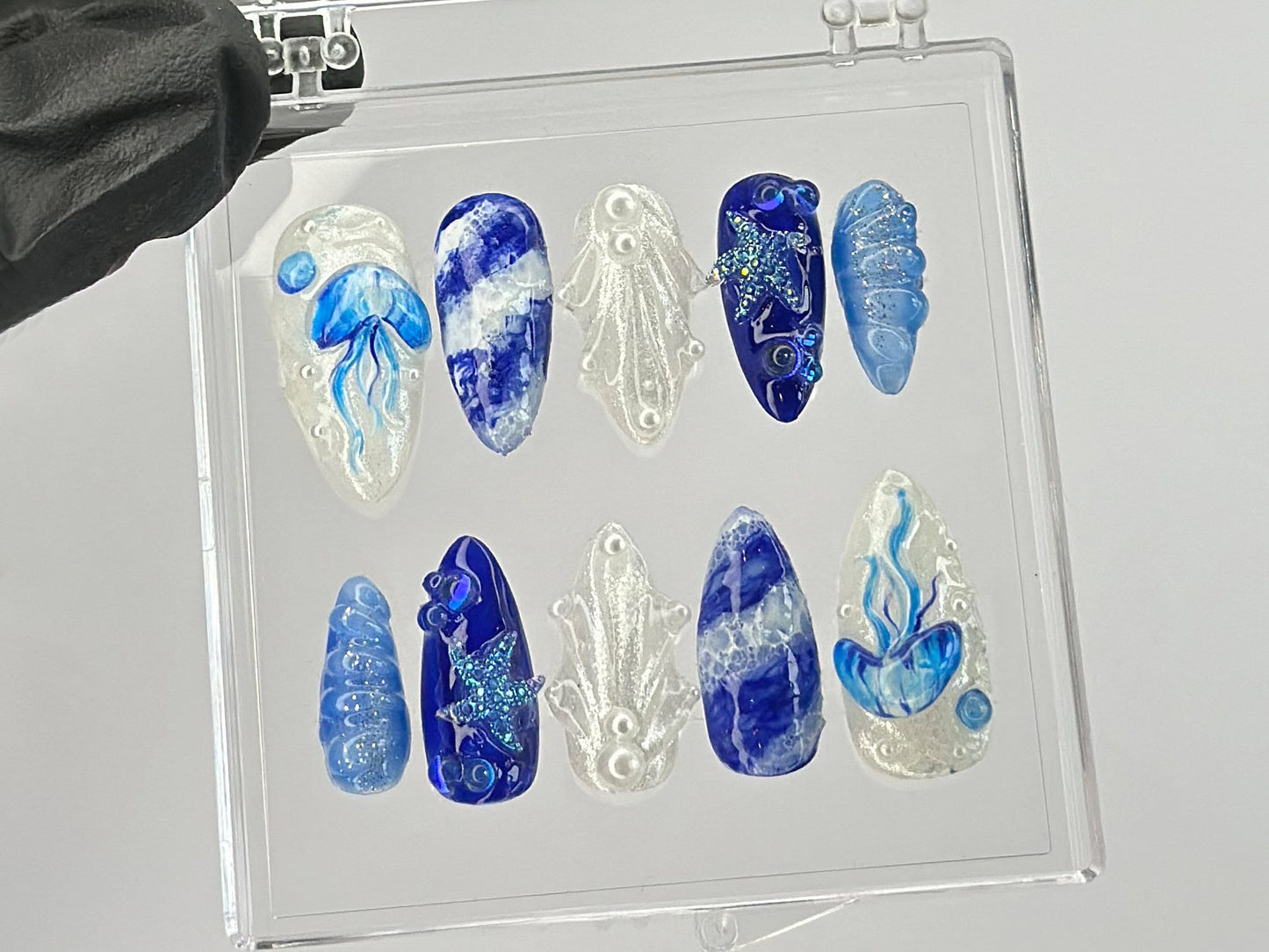 Mystical Ocean ネイルチップ｜ハンドメイド with Jellyfish On ネイルチップ｜カスタム ネイルチップ｜夏 ネイルチップ｜HD449T