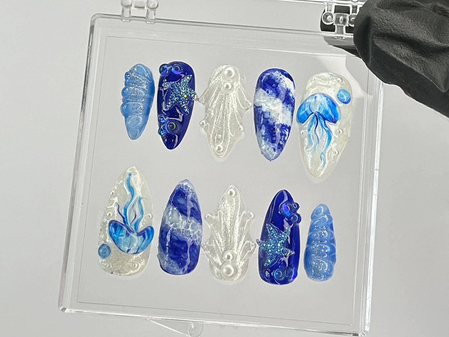 Mystical Ocean ネイルチップ｜ハンドメイド with Jellyfish On ネイルチップ｜カスタム ネイルチップ｜夏 ネイルチップ｜HD449T