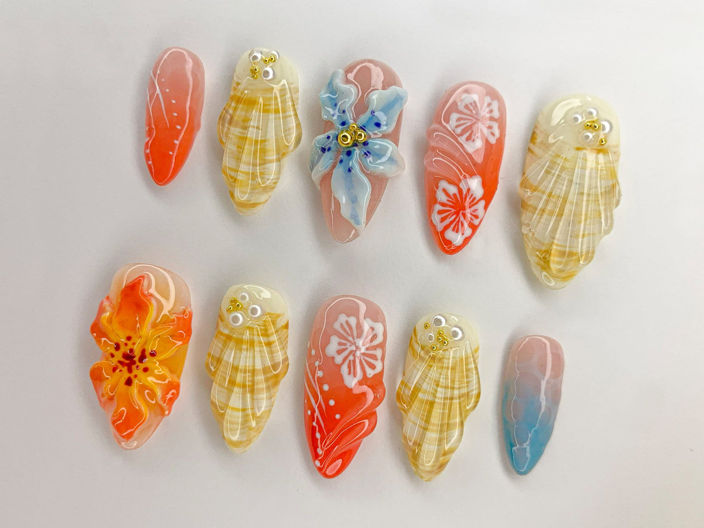 Ocean・風 3D ネイルチップ｜Beach Theme with Seashells and Orchards｜ハンドメイド ネイルチップ for 夏 Vibes｜J456SL