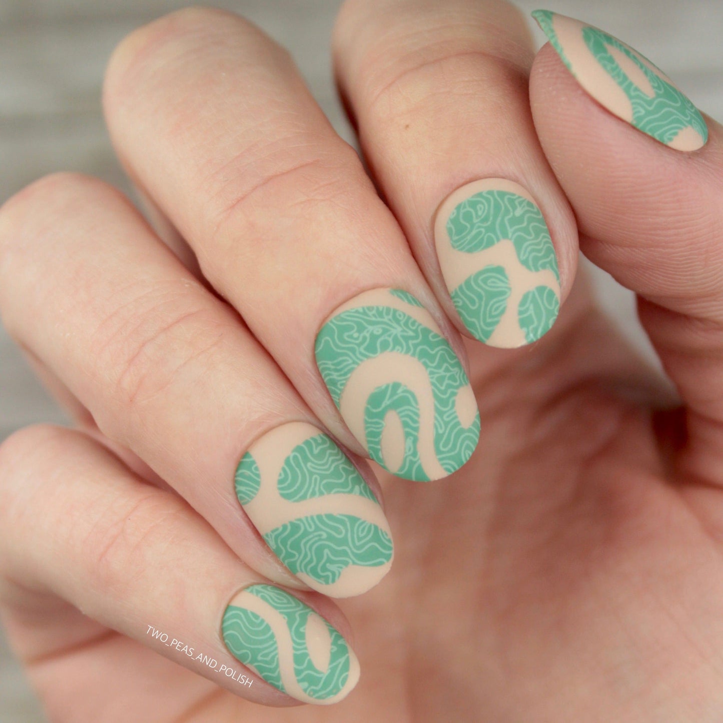 Special FX: Making Waves Nail Stamping Starter Kit
