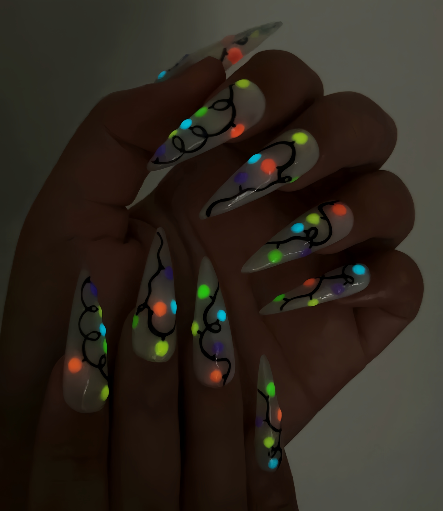 Reaispace クリスマス Light String ネイルチップ｜Colorful ホリデー ネイルアート｜Festive Rainリボン Bulb Design｜Clear Glossy ネイル｜ハンドメイド クリスマス Set